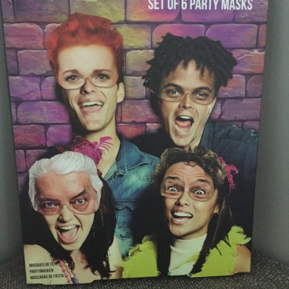 ❤️4/$20 NEW Party Face masks - Picture 2 of 4